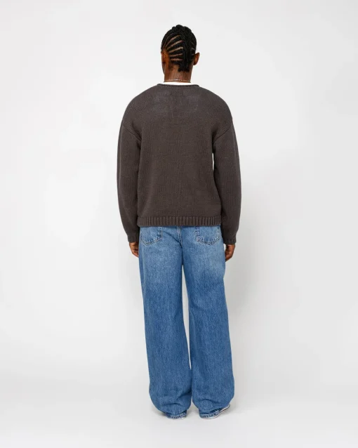 EMBROIDERED V-NECK LOGO SWEATER